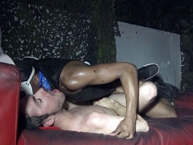 Fucked bareback by XXL black cock of fetish boy from London