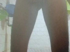 Tamil bathroom time