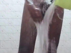 Tamil10inches BBC Sexy Bathing Session